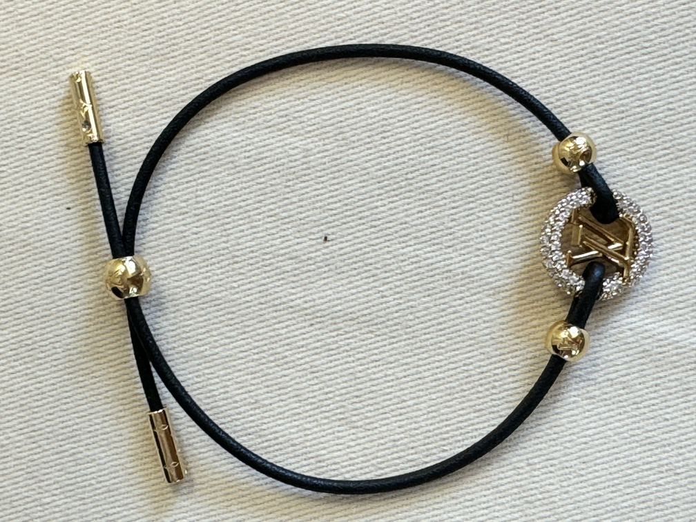Louise By Night Bracelet | www.luxuryaccessoires.com